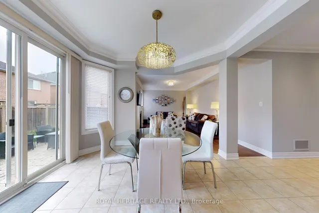 Additional image 13 of 22 Tawnberry Circ