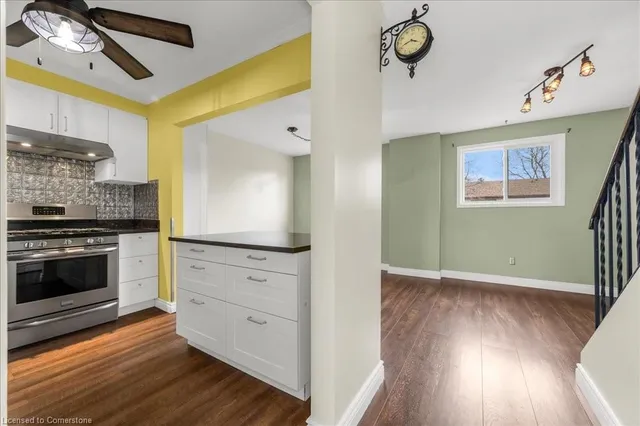 Additional image 12 of 1455 Garth St Unit 10