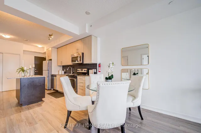 Additional image 16 of 85 Duke St Unit 405