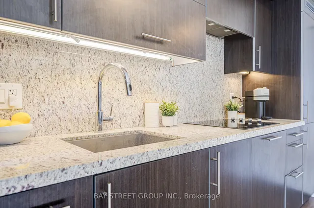 Additional image 19 of 5 Sheppard Ave Unit 2019