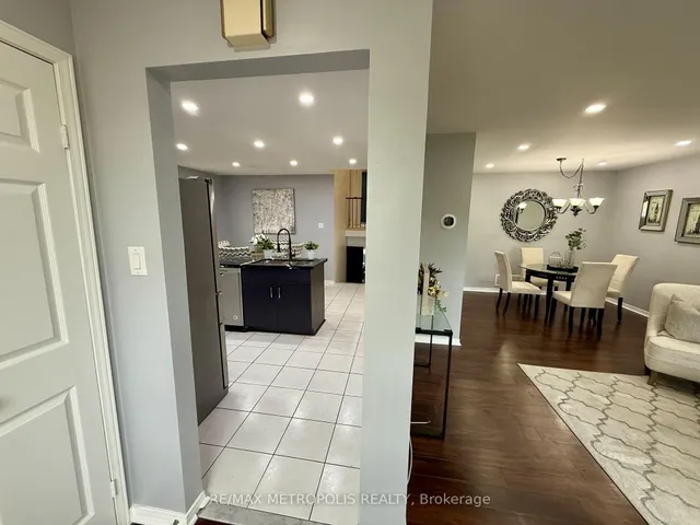 Additional image 9 of 36 Tanager Sq