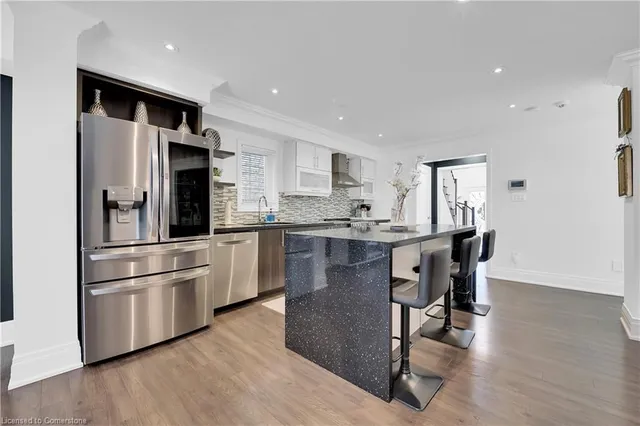 Additional image 3 of 72 Aldgate Avenue Ave