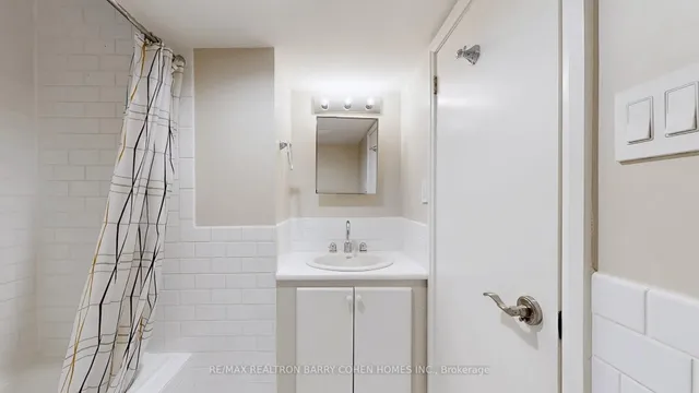 Additional image 39 of 43 Bamboo Grve