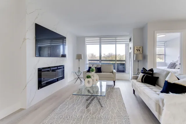 Additional image 20 of 362 The East Mall N/A Unit 304