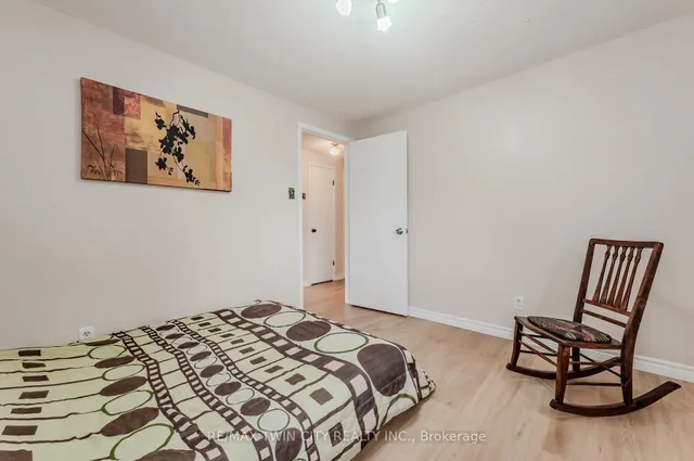 Additional image 24 of 136 St Jerome Cres