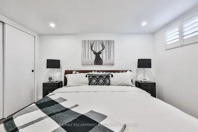 Additional image 36 of 60 Galbraith Dr