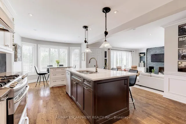 Additional image 9 of 4302 SHOREACRES Pl