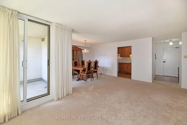 Additional image 10 of 475 The West Mall N/A Unit 417