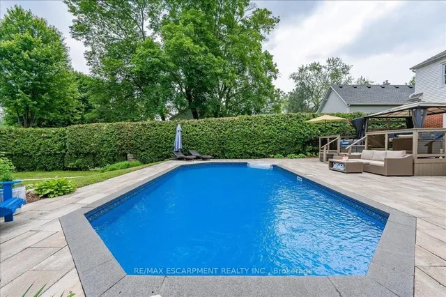 Additional image 39 of 693 King Rd