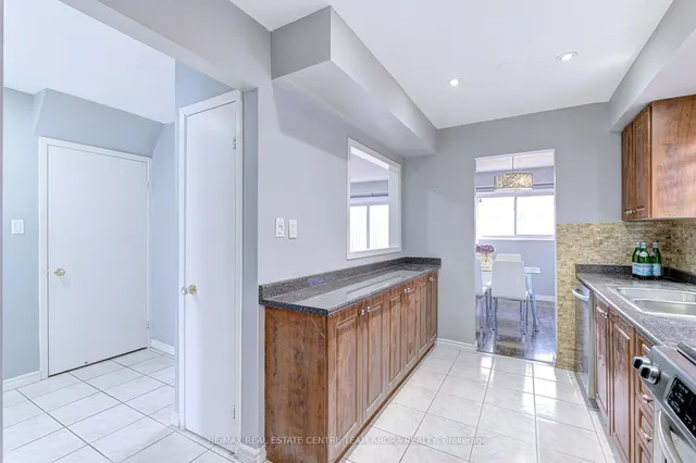 Additional image 15 of 18 Abell Dr