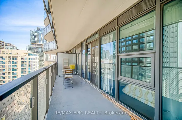 Additional image 30 of 11 Wellesley St Unit 909