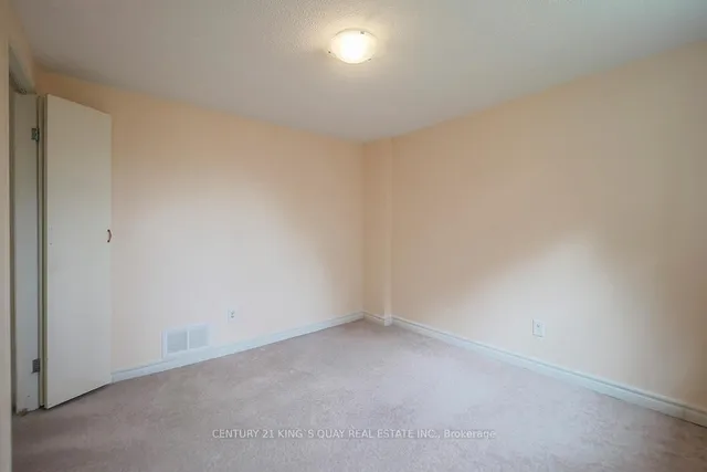 Additional image 33 of 95 Goldhawk Tr