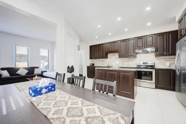 Additional image 15 of 79 Yellowknife Rd