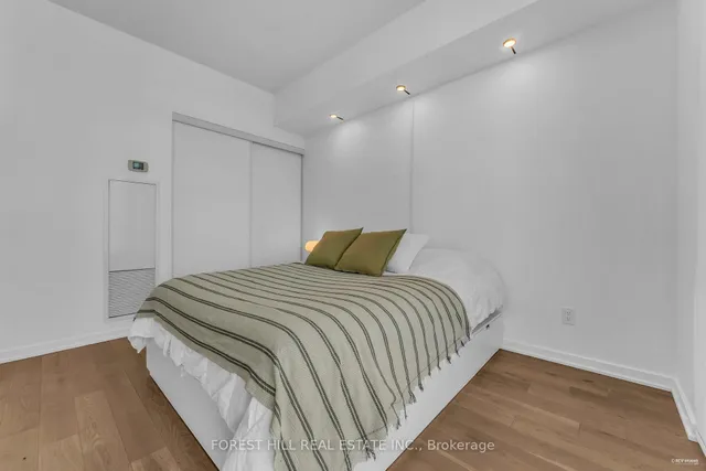 Additional image 28 of 103 The Queensway Ave Unit 1301