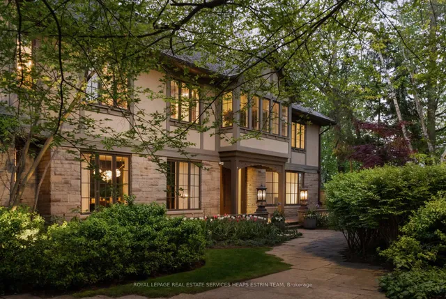 25 North Dr