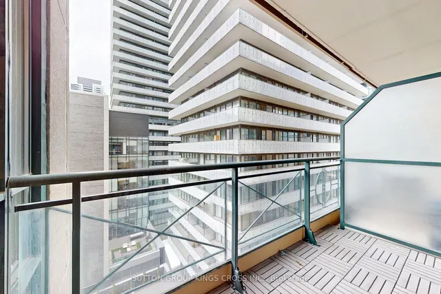 Additional image 23 of 35 Hayden St Unit 1112