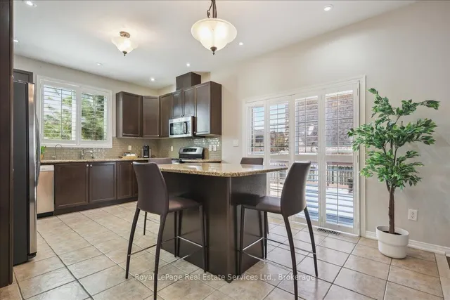 Additional image 17 of 4737 Deforest Cres