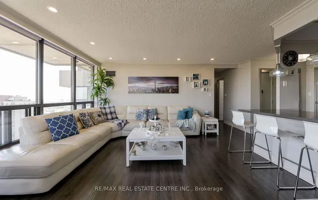 Additional image 9 of 200 Robert Speck Pkwy Unit 2006