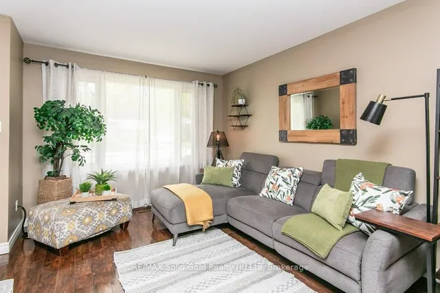 Additional image 11 of 235 Fergus Ave