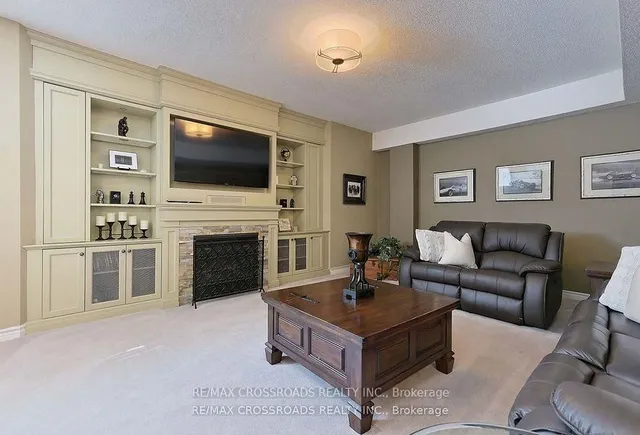 Additional image 29 of 50 Green Meadows Circ