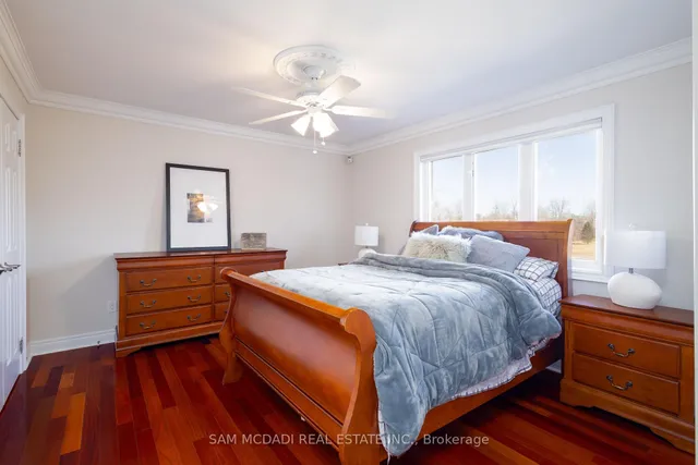 Additional image 18 of 11170 Menzies Crt