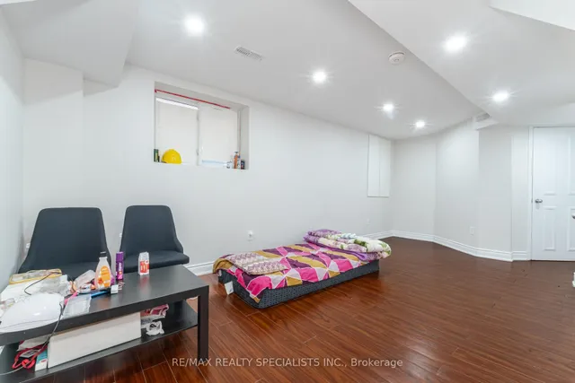 Additional image 41 of 71 Cedarwood Cres