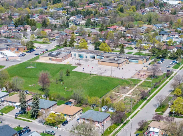 Additional image 41 of 9 Sunset Blvd