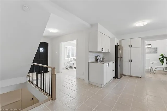 Additional image 13 of 90 Euclid Ave