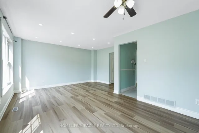 Additional image 9 of 27 Deerpark Cres