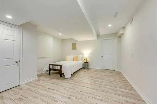 Additional image 43 of 127 Mcknight Ave