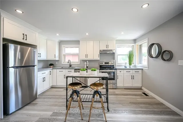 Additional image 3 of 379 East 19th St