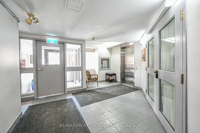 Additional image 6 of 61 Main St Unit 202