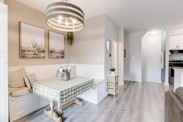 Additional image 12 of 590 North Service Rd Unit 74