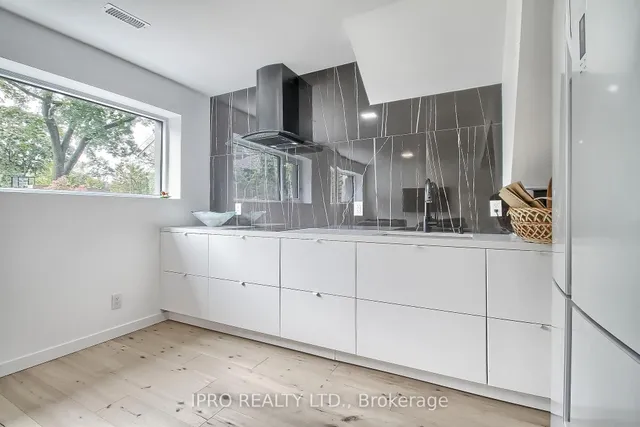 Additional image 40 of 5 Hatton Crt