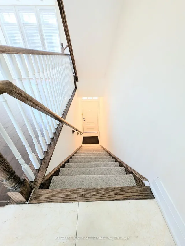 Additional image 5 of 3077 Cawthra Rd Unit 16