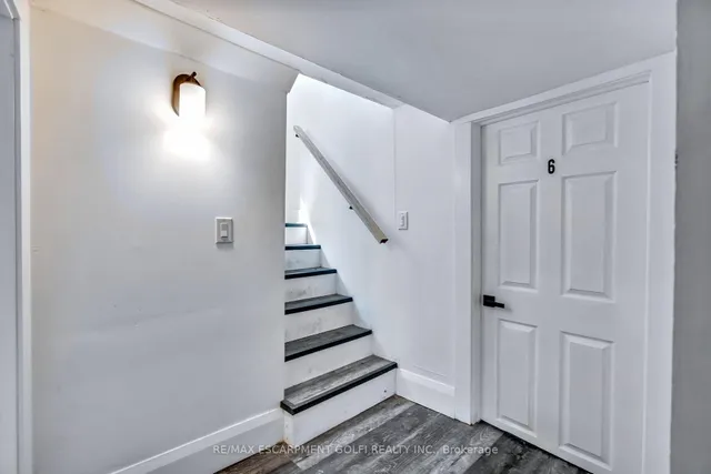 Additional image 32 of 1161 King St