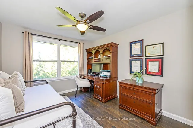 Additional image 29 of 585 Deborah Cres