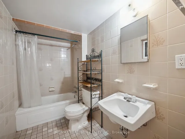 Additional image 39 of 397 Cortleigh Blvd