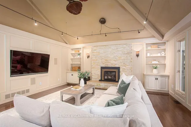 Additional image 19 of 27 Blackberry Pl