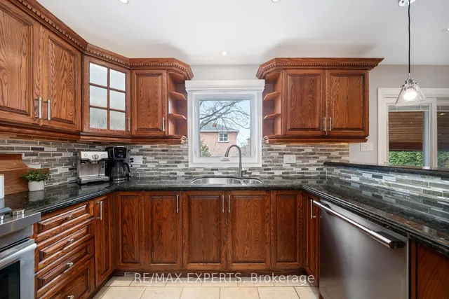 Additional image 12 of 600 Amesbury Ave