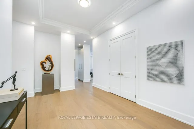 Additional image 3 of 1441 Elgin St Unit Ph602