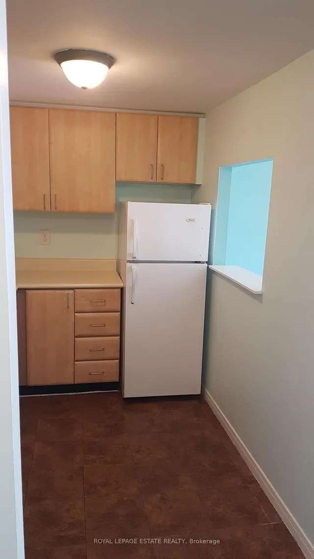 Additional image 7 of 61 Main St Unit 106