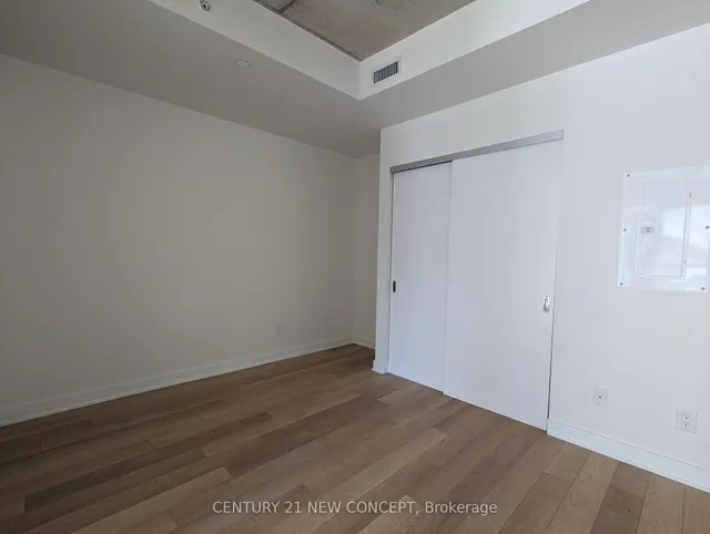 Additional image 6 of 210 Simcoe St Unit 613