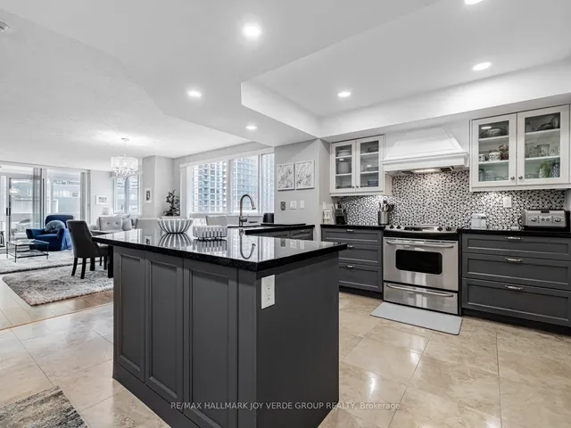 Additional image 10 of 7 Broadway Ave Unit 302