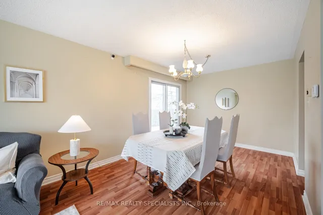 Additional image 6 of 523 Silver Creek Blvd