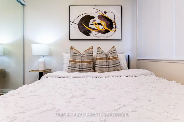 Additional image 9 of 5033 Four Springs Ave Unit 124