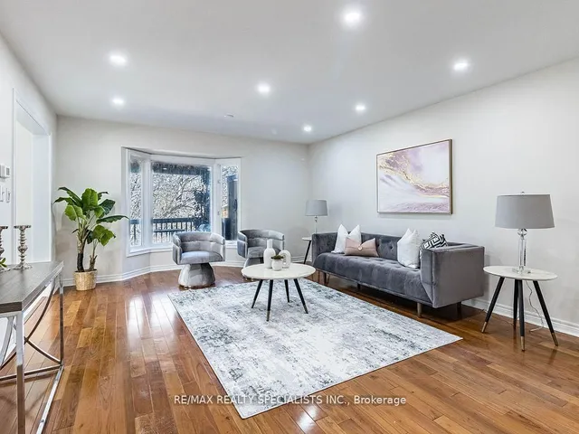 Additional image 9 of 140 Pressed Brick Dr