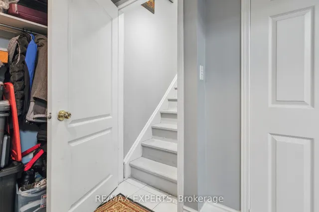 Additional image 46 of 29 Narrow Valley Cres