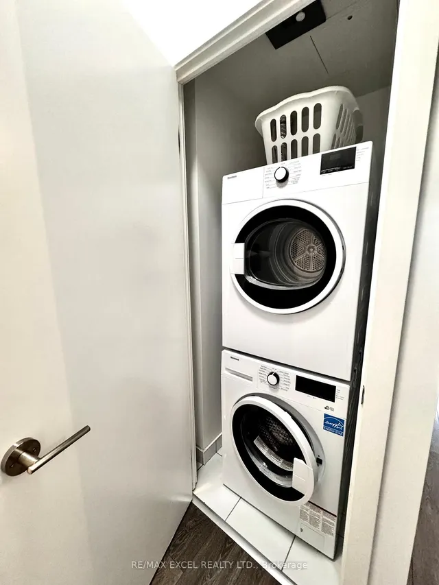 Additional image 24 of 36 Forest Manor Rd Unit A03