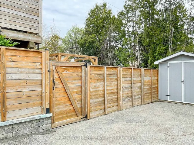 Additional image 31 of 77 Leroy Ave